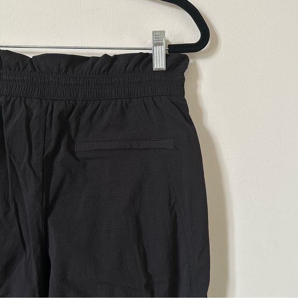 Athleta Trekkie High Rise Parachute Pants In Black Size 8 - Picture 10 of 13